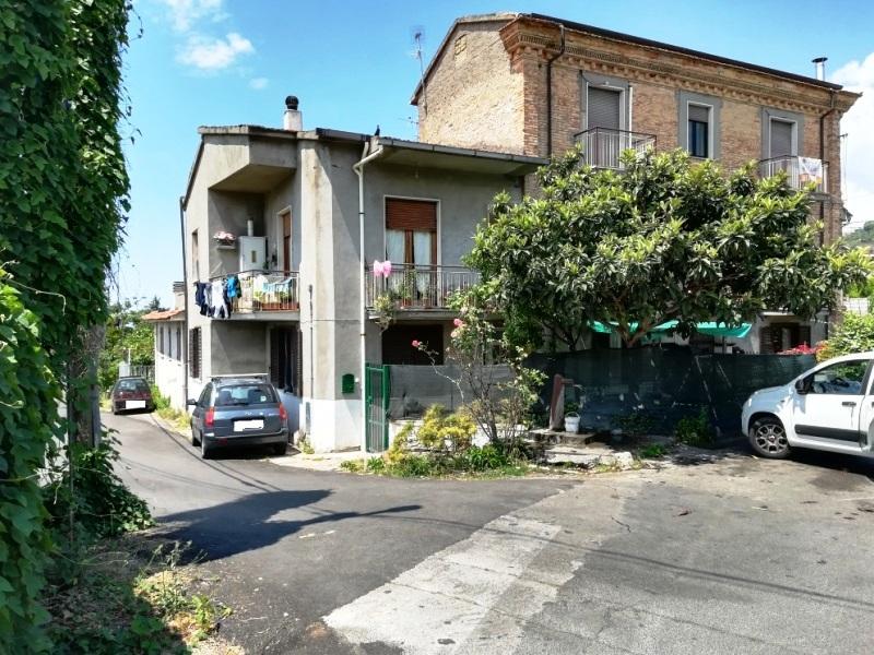 immobile appartamento all'asta in VIA A SEBASTIANI N 125 - 04026 Minturno (LT) - 1