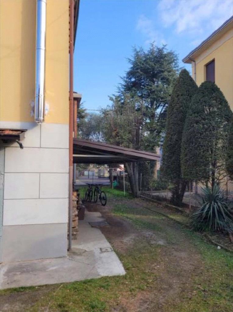 immobile appartamento all'asta in Via A Galloni, 20 - 42122 Reggio nell'Emilia (RE) - 4