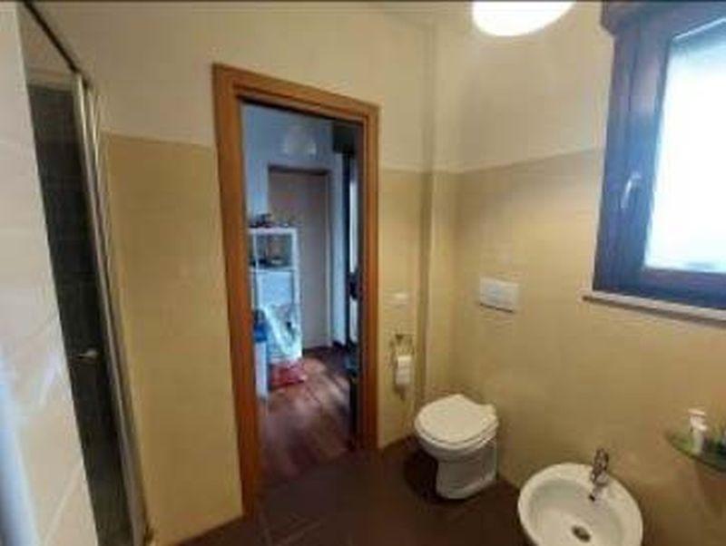 immobile appartamento all'asta in Via Casalnoceto 29 - 00166 Roma (RM) - 4