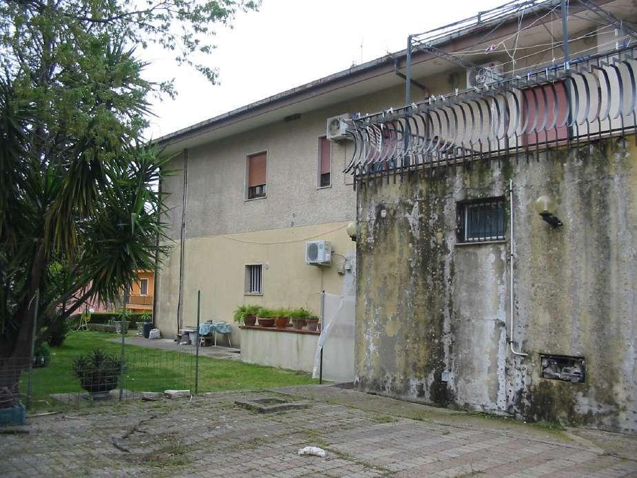 immobile terreno all'asta in Via Madonna delle Grazie - 87040 Montalto Uffugo (CS) - 5