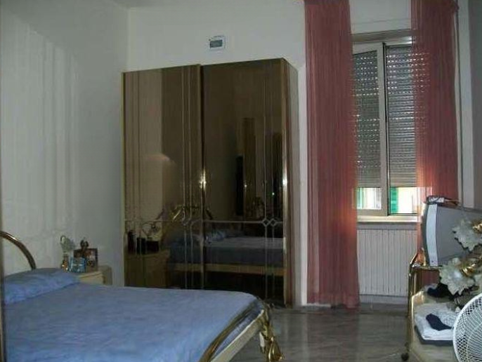 immobile appartamento all'asta in Piazza Medaglie d'Oro n 15 - 80128 Napoli (NA) - 2