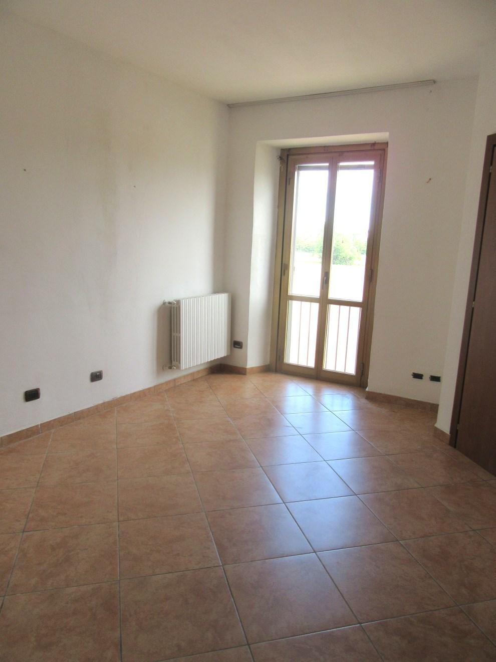 immobile appartamento all'asta in via Bardolino n 30 - 20142 Milano (MI) - 2