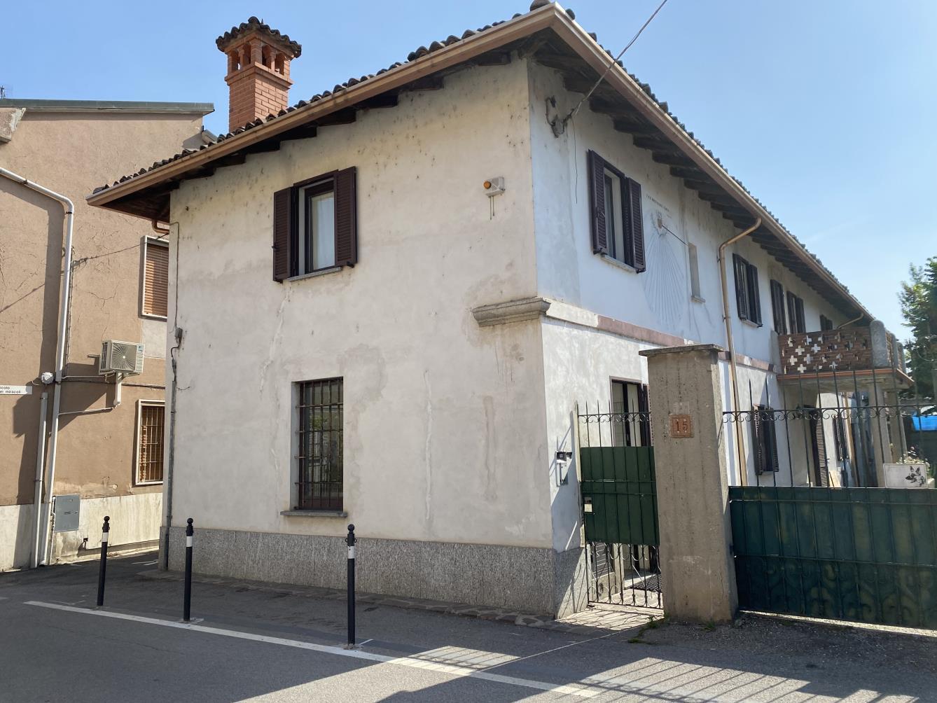 immobile appartamento all'asta in Via Roma n 15 (catastale via Roma n 37) - 27010 San Genesio ed Uniti (PV) - 5