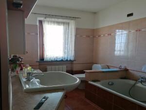 immobile appartamento all'asta in Via Ratti - 54100 Massa (MS) - 1