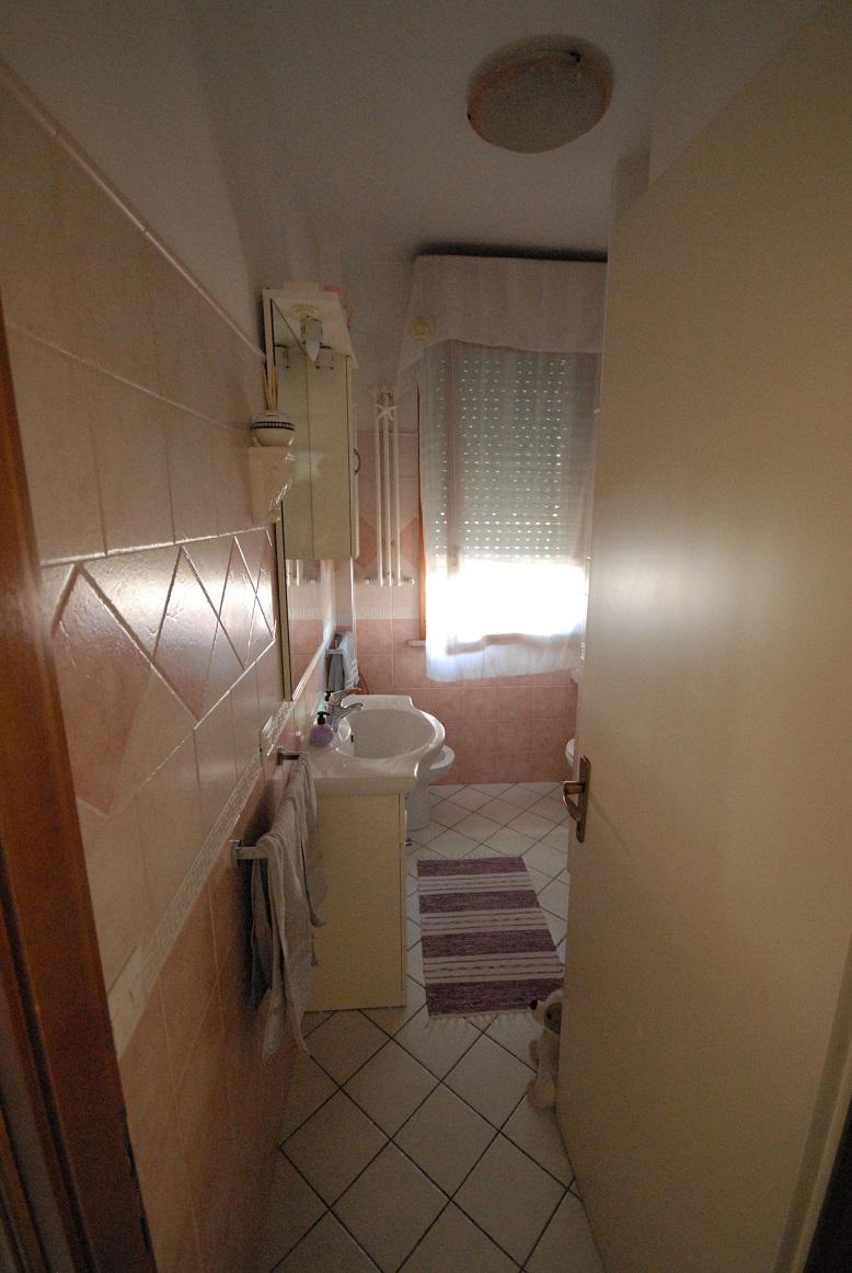 immobile appartamento all'asta in Via Ischia 7 - 64011 Alba Adriatica (TE) - 3