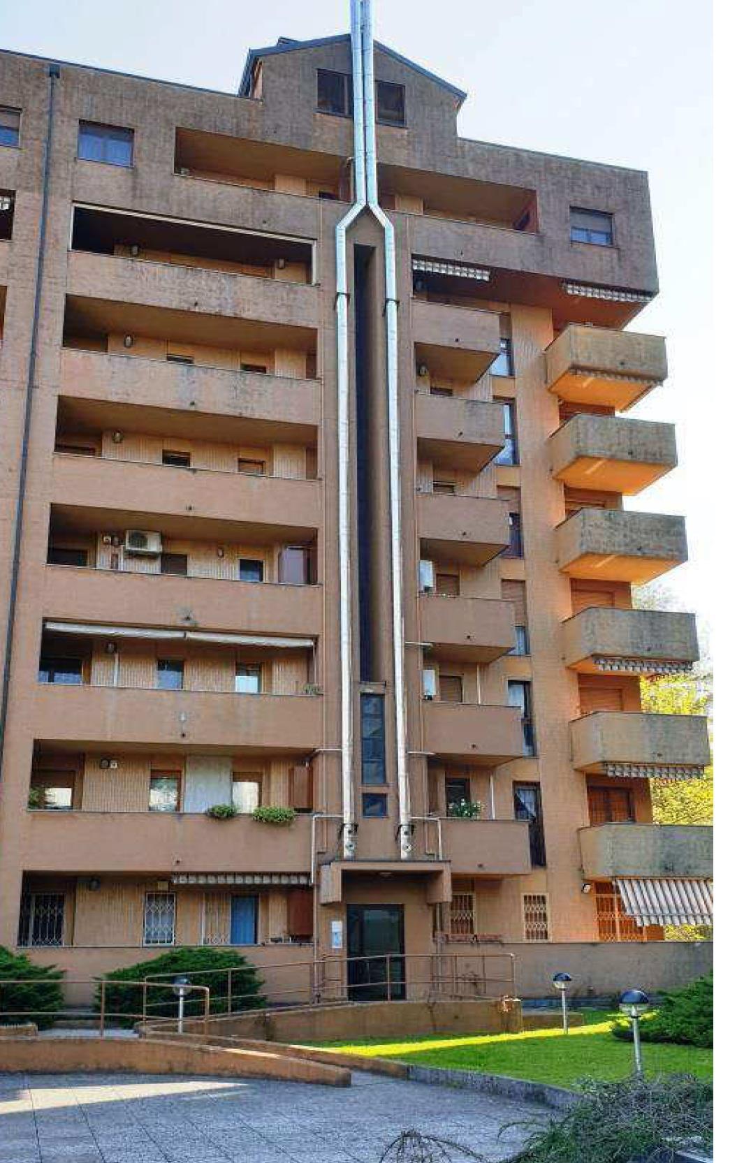 immobile appartamento all'asta in Via Milly n9 Milano (MI) - 1