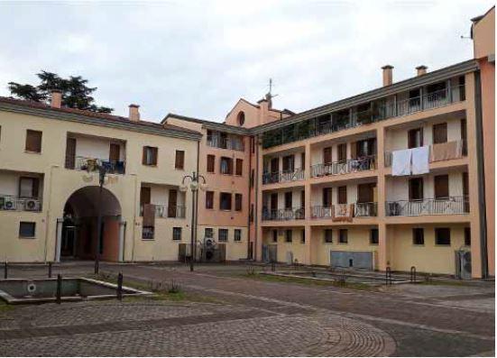 immobile attivita commerciale all'asta in Piazza Sarajevo - 31047 Ponte di Piave (TV) - 1