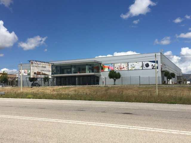 immobile negozio all'asta in Piazza Salvo D'Acquisto - 71043 Manfredonia (FG) - 2