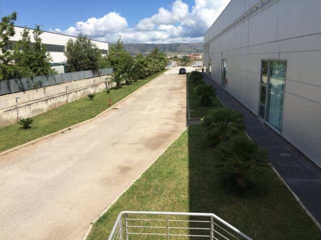 immobile negozio all'asta in Piazza Salvo D'Acquisto - 71043 Manfredonia (FG) - 5