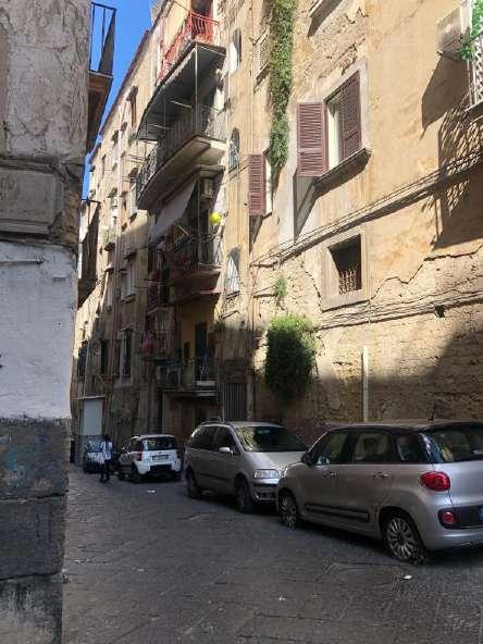 immobile appartamento all'asta in Via Sopramuro Ave Gratia Plena n 20 - 80139 Napoli (NA) - 1