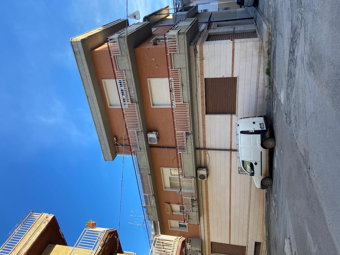 immobile appartamento all'asta in Via dei Falli angolo Via dei Fenici - 71015 San Nicandro Garganico (FG) - 1