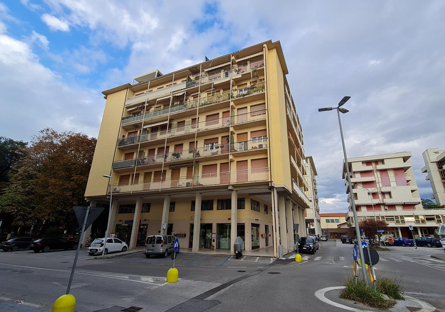 immobile appartamento all'asta in PIAZZA SACRO CUORE, 13 - 55041 Camaiore (LU) - 4