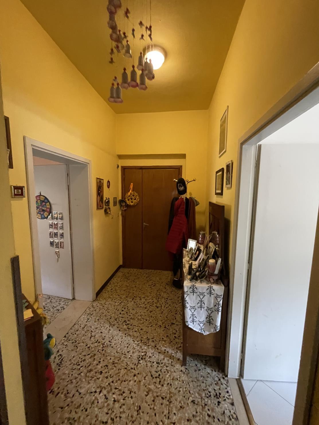 immobile appartamento all'asta in Via Piave n 10 - 52015 Pratovecchio Stia (AR) - 5