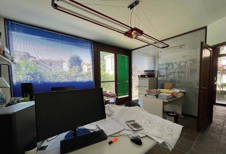 immobile ufficio all'asta in Frazione Lugagnano, Via Antonio Pelacane n 3/a-b - 37060 Sona (VR) - 2