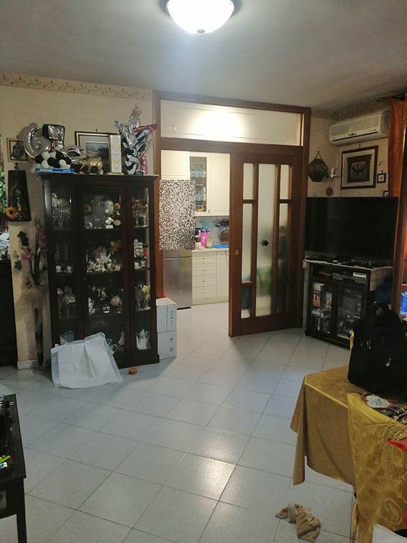 immobile appartamento all'asta in Via Lanfranco Maroi n 32 - 00166 Roma (RM) - 1
