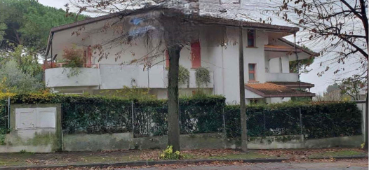 immobile appartamento all'asta in Viale dei Pini n 4 - 47838 Riccione (RN) - 1
