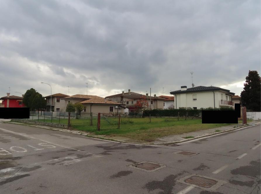 immobile terreno all'asta in Via Dante Alighieri, snc - 45012 Ariano nel Polesine (RO) - 1
