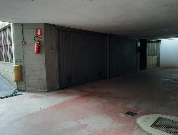 immobile garage all'asta in Via Cogne 37 - 10155 Torino (TO) - 1