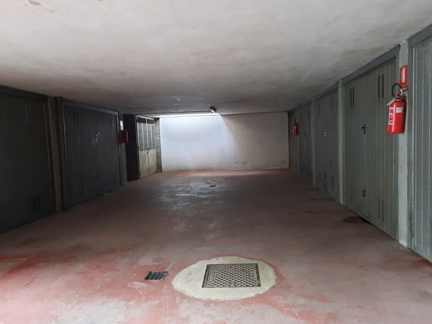 immobile garage all'asta in Via Cogne 37 - 10155 Torino (TO) - 4