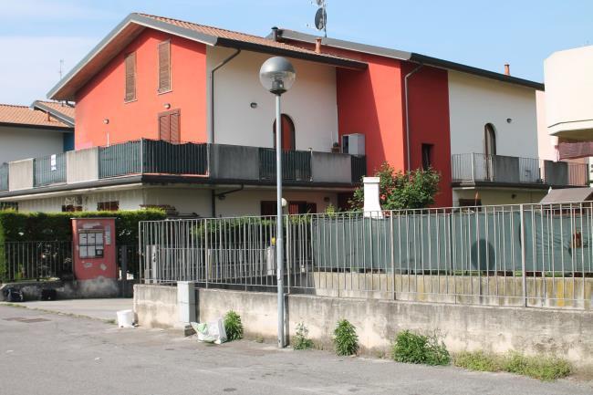 immobile appartamento all'asta in Via G Leopardi 5i - 24040 Boltiere (BG) - 2