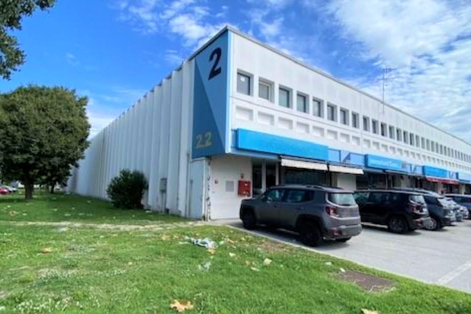 immobile attivita commerciale all'asta in complesso cis, lotto 220, n isola 2 - 80035 Nola (NA) - 1