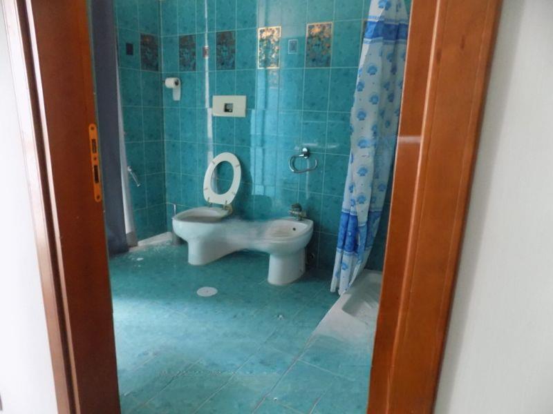 immobile hotel - albergo all'asta in Corso Vittorio Emanuele 84 Salerno (SA) - 5