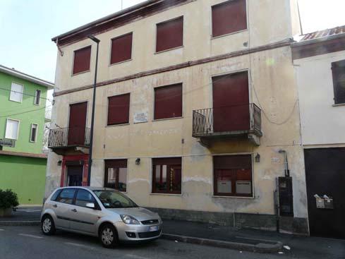 immobile attivita commerciale all'asta in Via Verbano 16 - 28100 Novara (NO) - 1