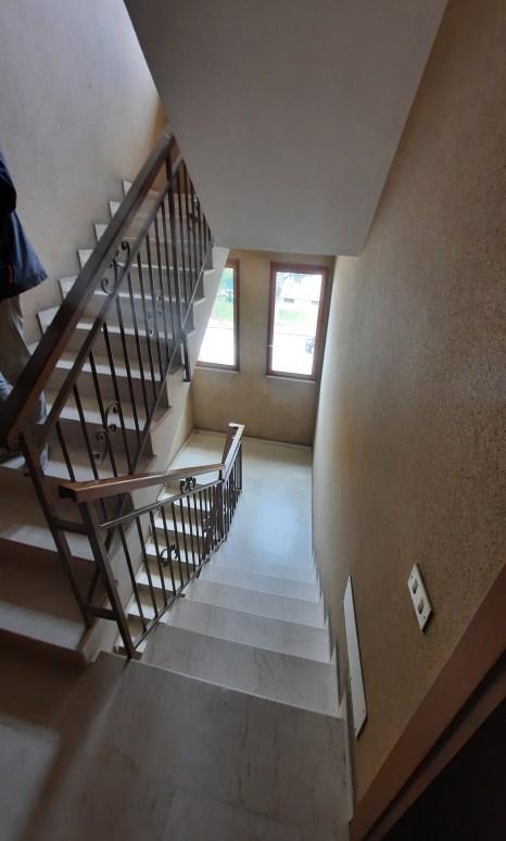 immobile appartamento all'asta in via Val d'Aosta 5 - 36061 Bassano del Grappa (VI) - 1