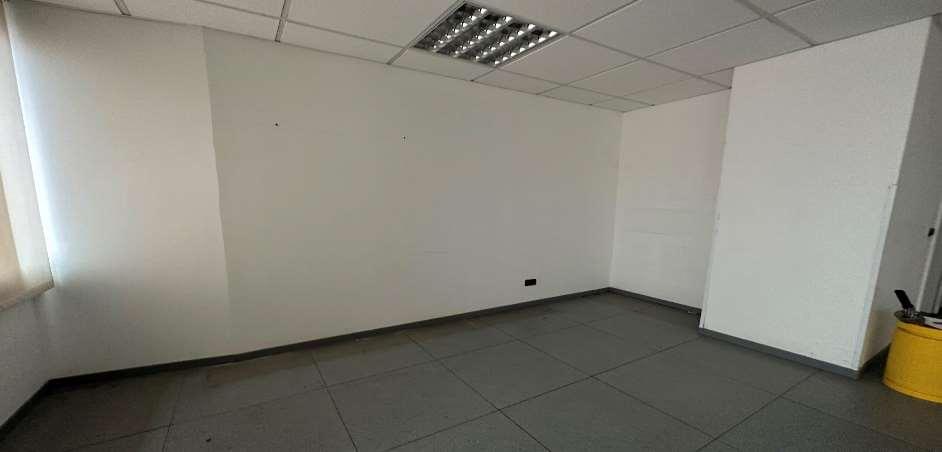 immobile ufficio all'asta in VIA BOMBRINI 11/10 piano 5 - 16149 Genova (GE) - 5