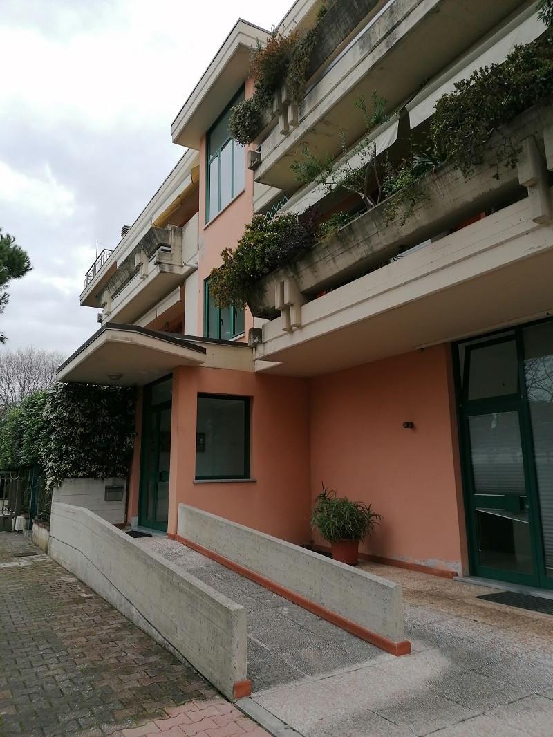 immobile appartamento all'asta in via Marina Vecchia, 148 - 54100 Massa (MS) - 1