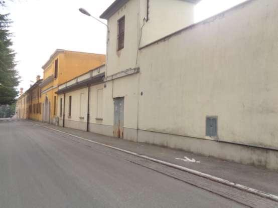 immobile appartamento all'asta in Via Abate Giuseppe Pozzone 13 - 22070 Appiano Gentile (CO) - 3