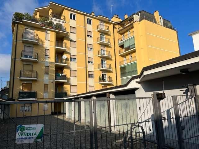 immobile appartamento all'asta in Via Trento 4 - 22073 Fino Mornasco (CO) - 1