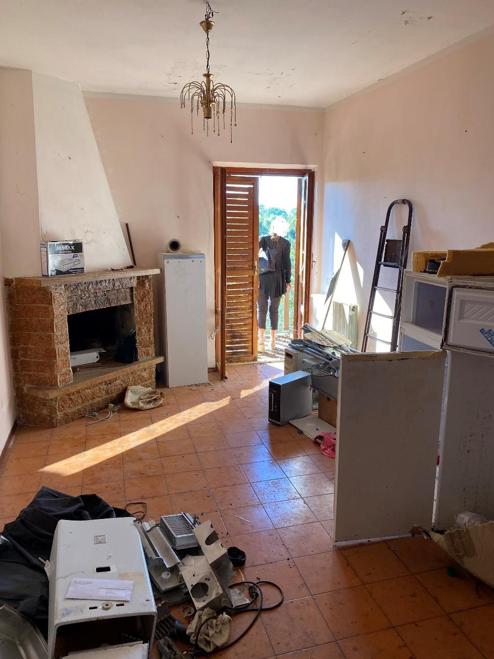 immobile appartamento all'asta in Via Saragat n 2 - Località Pratarioni - 02030 Pozzaglia Sabina (RI) - 3