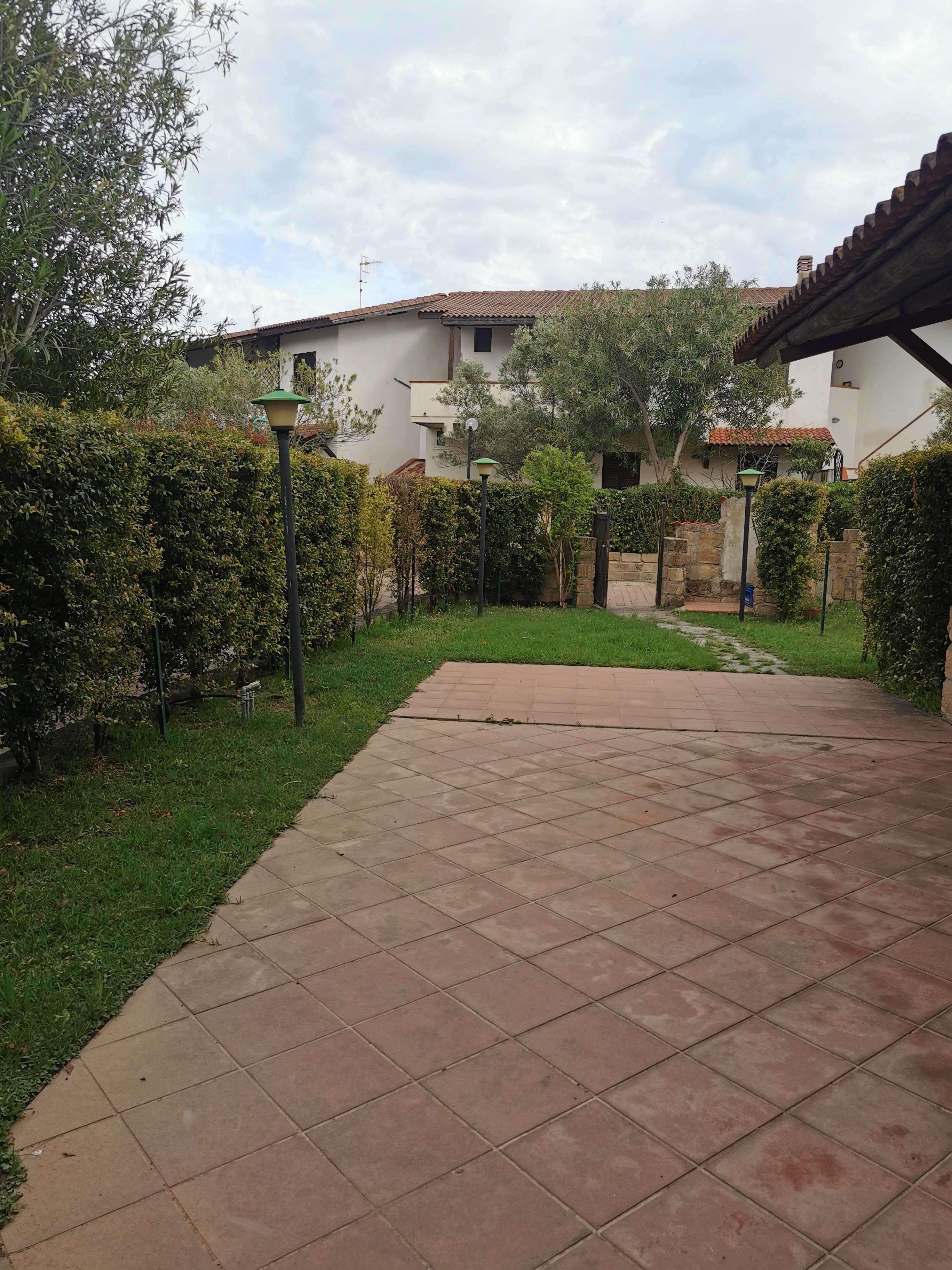 immobile appartamento all'asta in Steccato, via Marinella, snc - 88842 Cutro (KR) - 1
