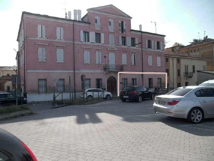 immobile ufficio all'asta in Via Martiri dell'Indipendenza  17 - 46035 Ostiglia (MN) - 3
