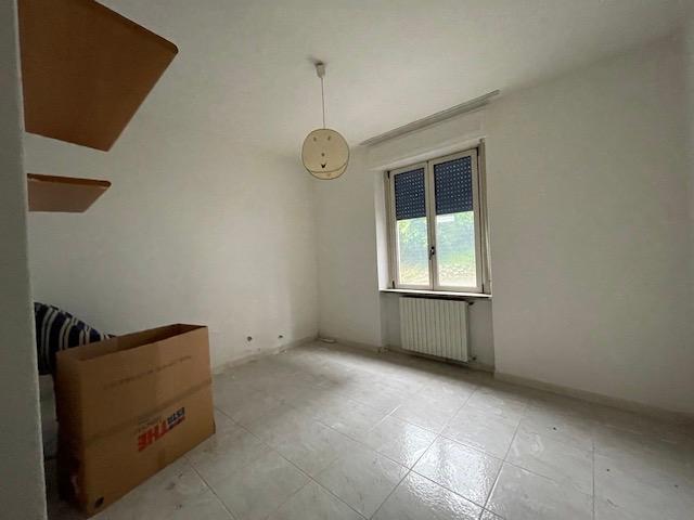 immobile appartamento all'asta in Via Salita al Biulè 5 - 20811 Cesano Maderno (MB) - 4