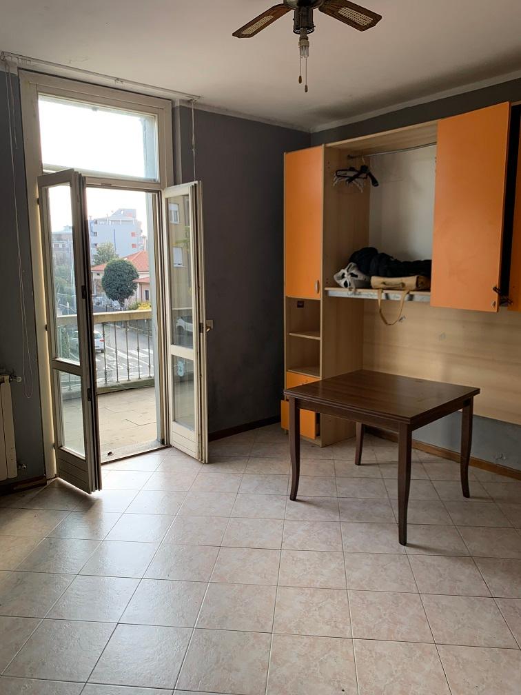 immobile appartamento all'asta in Via XXV APRILE 2 - 24044 Dalmine (BG) - 2