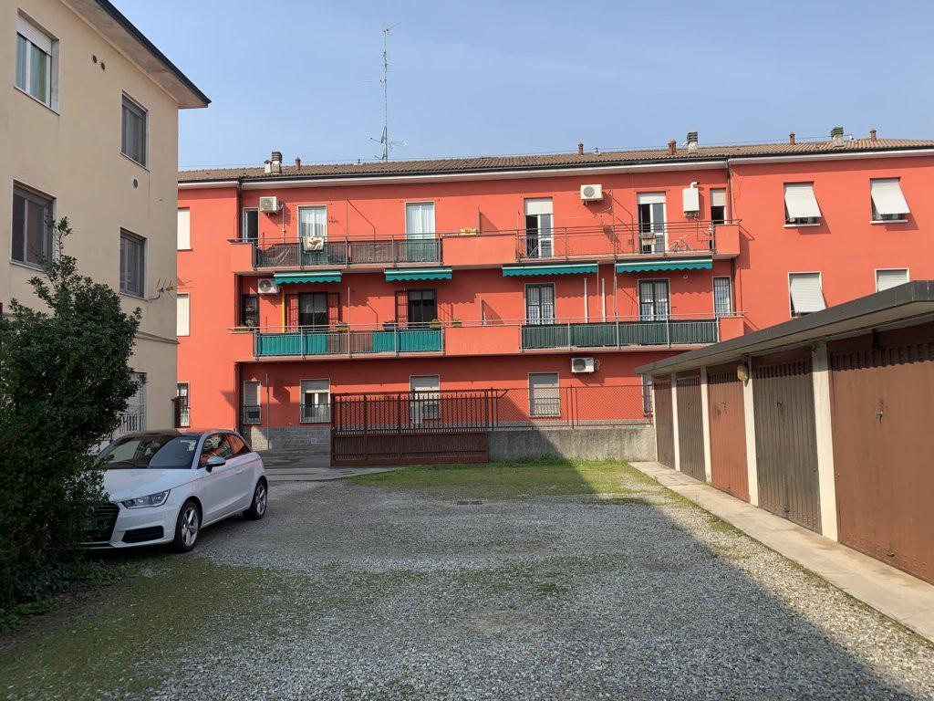 immobile appartamento all'asta in Via Bellini 2 Pioltello (MI) - 1