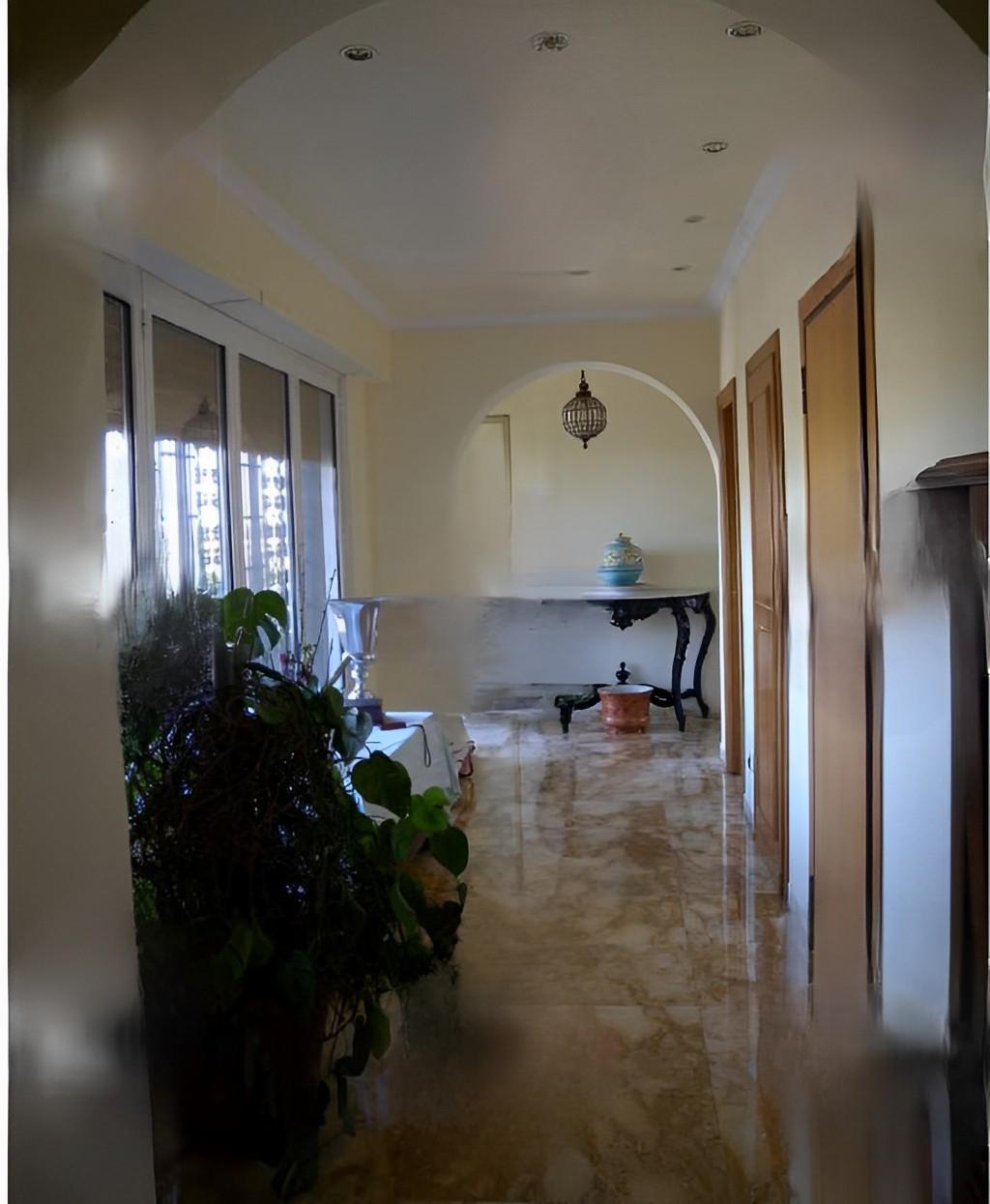 immobile appartamento all'asta in Via Cassia n 1170-1172 - 00189 Roma (RM) - 1