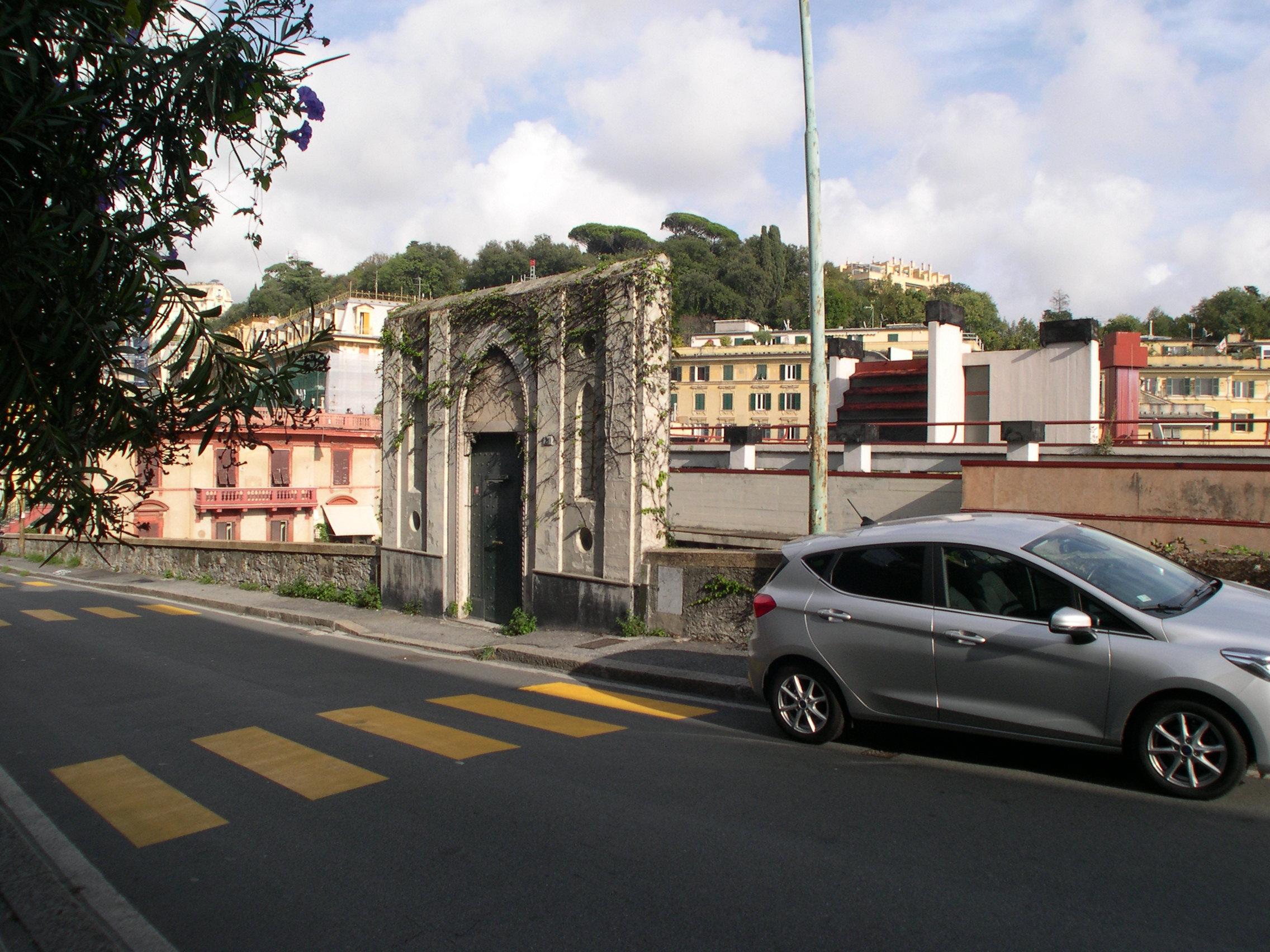 immobile appartamento all'asta in Via Felice Romani 2 interni 7 -8 - 16122 Genova (GE) - 3