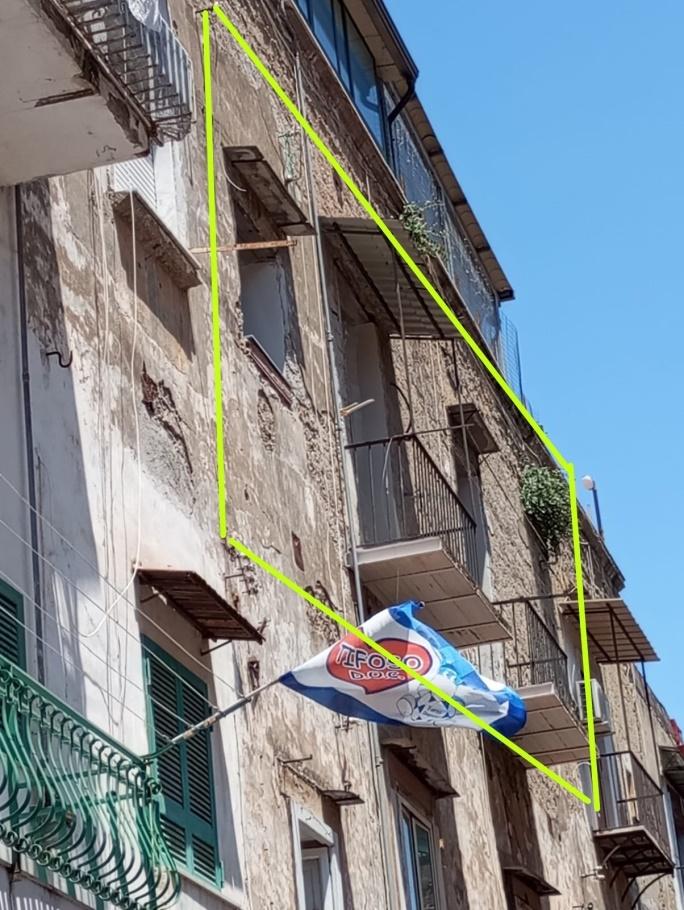 immobile appartamento all'asta in Vico Tessitori 47 - 80137 Napoli (NA) - 1
