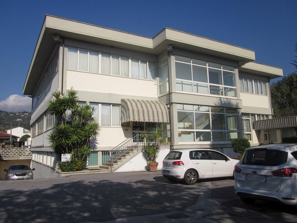 immobile palazzo all'asta in Piano di Conca, via della Fabbrica - 55054 Massarosa (LU) - 1