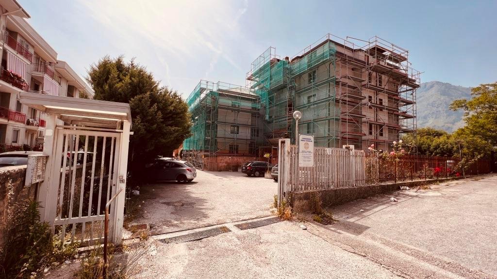 immobile appartamento all'asta in Via Tesa Centro - Traversa di Via F Flora n 14 - 82016 Montesarchio (BN) - 1
