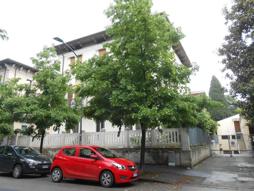 immobile appartamento all'asta in Via Carlo Ederle n 14 - 37126 Verona (VR) - 5