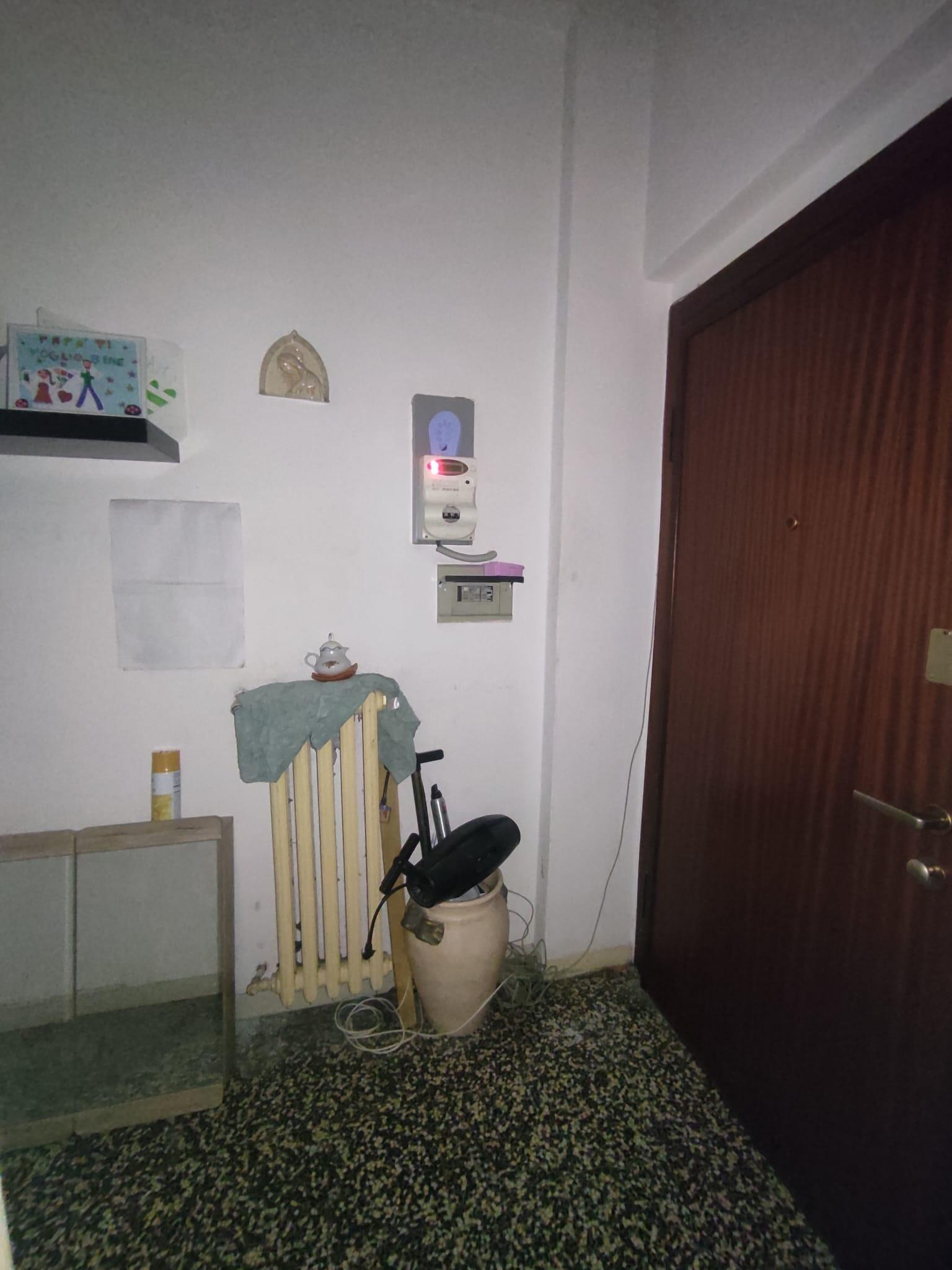 immobile appartamento all'asta in via Pellegrino Pellegrini n 26 - 20900 Monza (MB) - 2