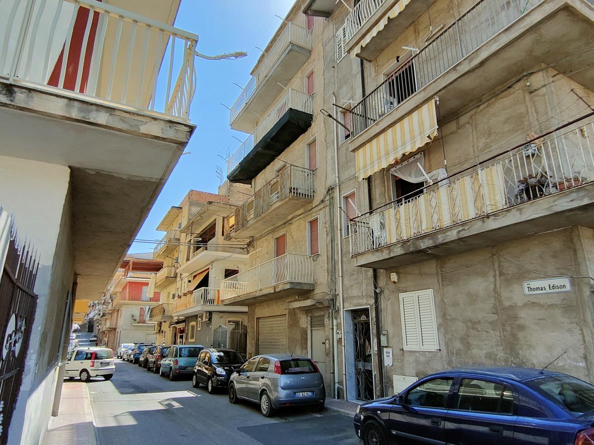 immobile appartamento all'asta in via Thomas Edison n 10 - 93012 Gela (CL) - 2