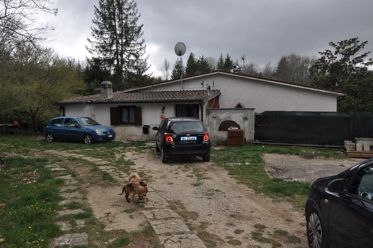 immobile appartamento all'asta in Via Cerreto n 2 - 02030 Torricella in Sabina (RI) - 2