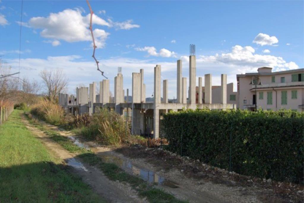 immobile villa all'asta in Via Colle di Popoli, sn - Fraz Villa Oliveti - 65020 Rosciano (PE) - 2