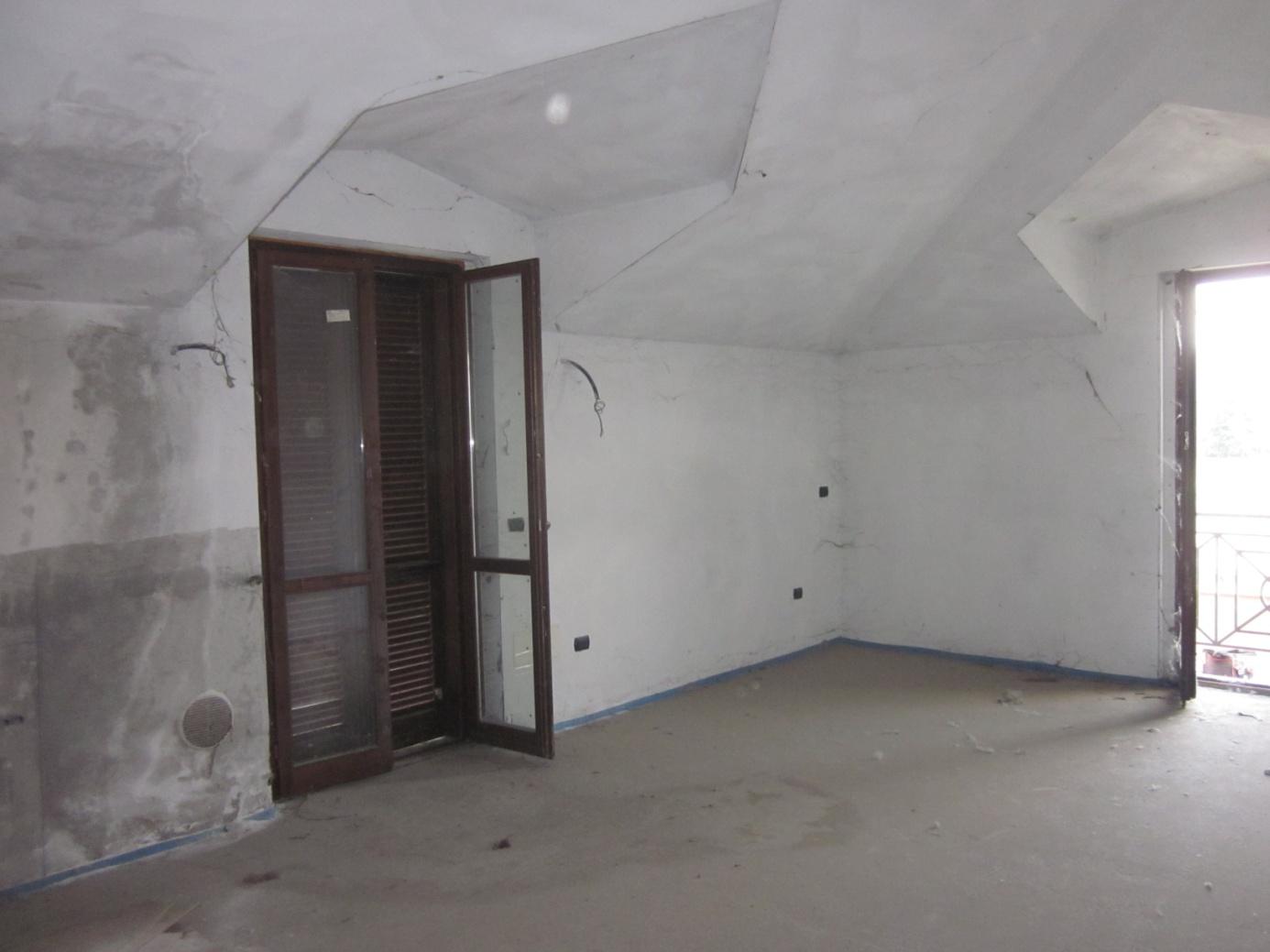 immobile appartamento all'asta in Via Filippo Meda 9/11 - 27040 Pinarolo Po (PV) - 4