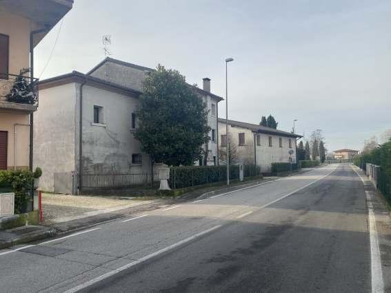 immobile appartamento all'asta in Via Isonzo, 23 - 31028 Vazzola (TV) - 1